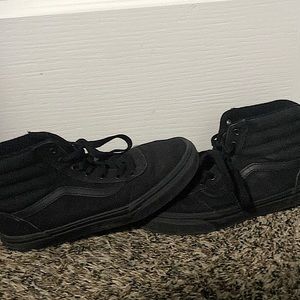 Skate high top vans boys size 4.5